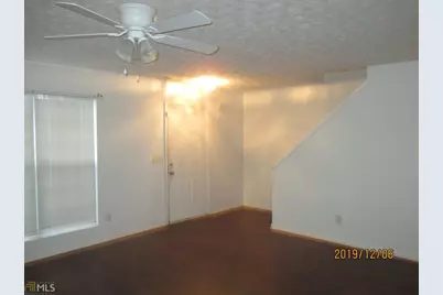 2296 Strathmoor Manor Drive, Lithonia, GA 30058 - Photo 2