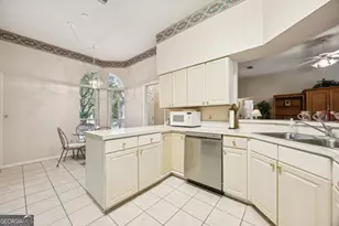 223 Cardinal Cir W, Saint Marys, GA 31558 - Photo 10