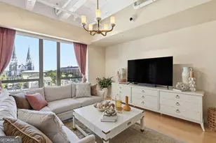 300 Bull St, Savannah, GA 31401 - Photo 18