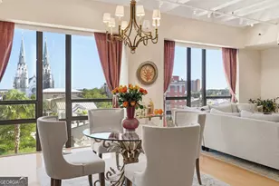 300 Bull St, Savannah, GA 31401 - Photo 10