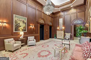 300 Bull St, Savannah, GA 31401 - Photo 4