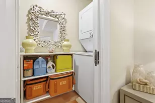 300 Bull St, Savannah, GA 31401 - Photo 40