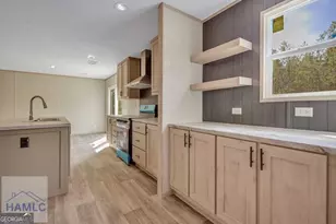 123 Daniel St, Waynesville, GA 31566 - Photo 2