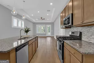 35 Club Cresswind Dr, Newnan, GA 30263 - Photo 14