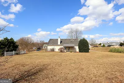 313 Harris Avenue, Locust Grove, GA 30248 - Photo 8