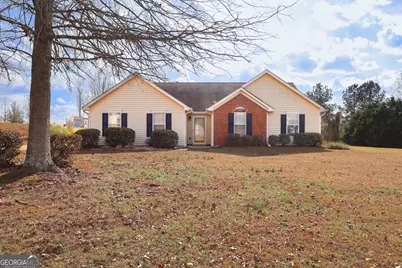 313 Harris Avenue, Locust Grove, GA 30248 - Photo 4