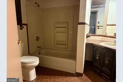 403 Calhoun Street, Swainsboro, GA 30401 - Photo 12