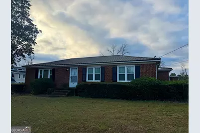 403 Calhoun Street, Swainsboro, GA 30401 - Photo 1