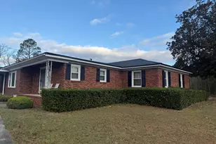 403 Calhoun St, Swainsboro, GA 30401 - Photo 6