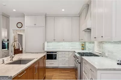 2010 Rivermeade Way NW, Atlanta, GA 30327 - Photo 10