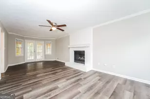 2820 Spring Ridge Cir, Snellville, GA 30039 - Photo 2