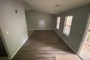 5389 Martins Crossing Rd, Stone Mountain, GA 30088 - Photo 4