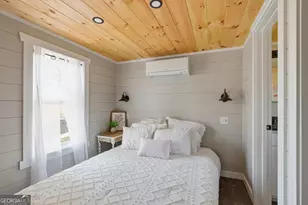 527 Saunders Rd, Franklin, NC 28734 - Photo 18