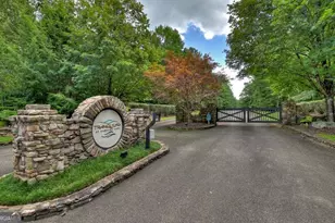 137 Whispering Ridge Ct, Ellijay, GA 30540 - Photo 1