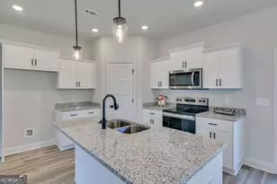 170 Foxridge Ct, Metter, GA 30439 - Photo 10