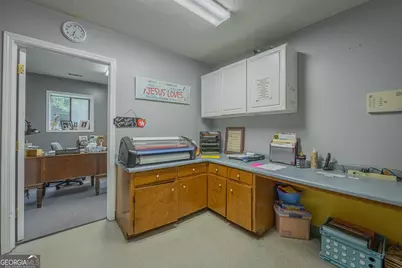 61 Grizzle Street, Royston, GA 30662 - Photo 10