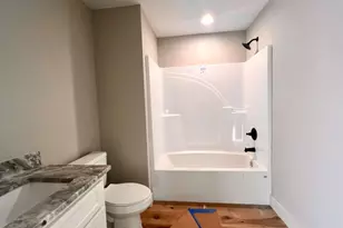 125 Laurel Ave, Comer, GA 30629 - Photo 8