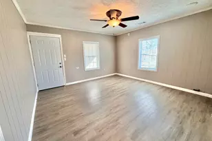 10 Busha St, Toccoa, GA 30577 - Photo 4