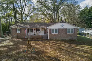 326 Remsdale Rd, Toccoa, GA 30577 - Photo 2