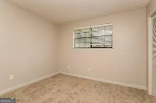 5845 S Quail Dr, Douglasville, GA 30135 - Photo 10