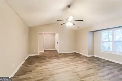 109 Hayes Circle, Rex, GA 30273 - Photo 2