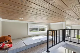 527 Saunders Rd, Franklin, NC 28734 - Photo 18