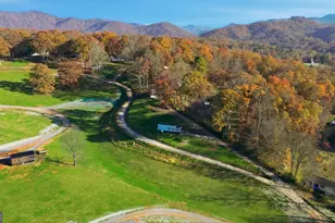 527 Saunders Rd, Franklin, NC 28734 - Photo 16