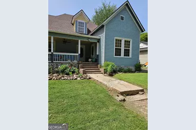 209 Gordon Avenue, Calhoun, GA 30701 - Photo 1