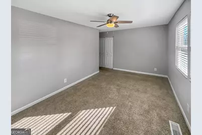 150 Georgia Avenue, Barnesville, GA 30204 - Photo 36