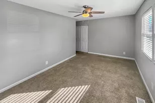 150 Georgia Ave, Barnesville, GA 30204 - Photo 36