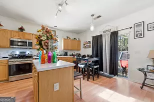 6854 Bridgewood Dr, Austell, GA 30168 - Photo 8