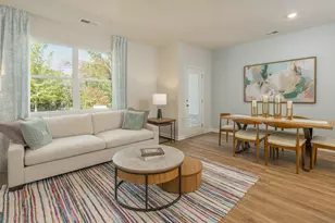 2062 Crossing Rd, Stone Mountain, GA 30088 - Photo 16