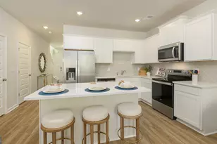 2070 Crossing Rd, Stone Mountain, GA 30088 - Photo 10