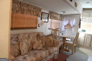 79 Maple Wood Ln, Cleveland, GA 30528 - Photo 2