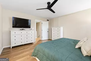645 Anderson Walk, Marietta, GA 30062 - Photo 14