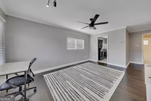 1040 Herndon St NW, Atlanta, GA 30318 - Photo 4