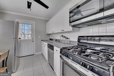 1040 Herndon Street NW #UNIT A, Atlanta, GA 30318 - Photo 8