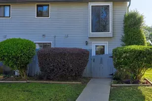 288 Country Club Dr, Jonesboro, GA 30238 - Photo 1