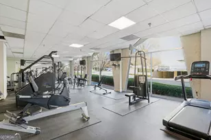 2479 Peachtree Rd NE, Atlanta, GA 30305 - Photo 18