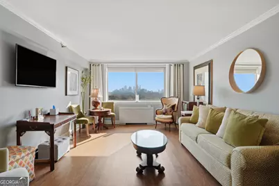 2479 Peachtree Road NE #APT 1401, Atlanta, GA 30305 - Photo 2