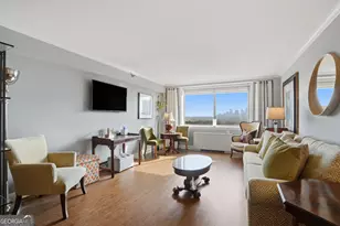 2479 Peachtree Rd NE, Atlanta, GA 30305 - Photo 1