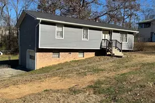 115 Smoketree Cir, Ringgold, GA 30736 - Photo 2