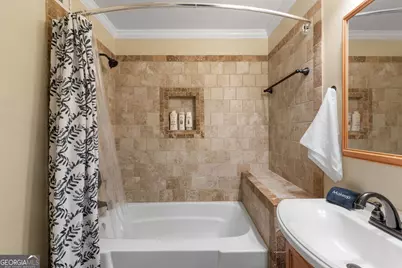 5461 Francis Drive SW, Lilburn, GA 30047 - Photo 18