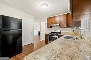 2951 Two Lake Circle, Atlanta, GA 30349 - Photo 10