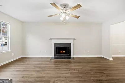 2951 Two Lake Circle, Atlanta, GA 30349 - Photo 6