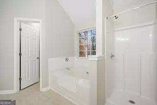 2951 Two Lake Circle, Atlanta, GA 30349 - Photo 18
