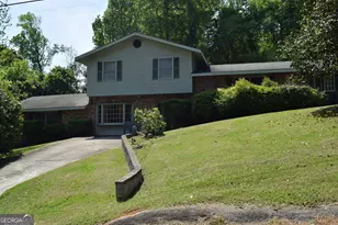 201 Clairmont Dr, Warner Robins, GA 31088 - Photo 2