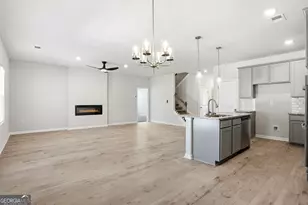 132 Post Oak Dr, Jackson, GA 30233 - Photo 6