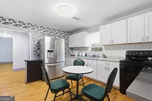 1033 Palmetto Ave SW, Atlanta, GA 30314 - Photo 6