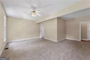 1811 Lake Cove Dr SW, Atlanta, GA 30331 - Photo 14